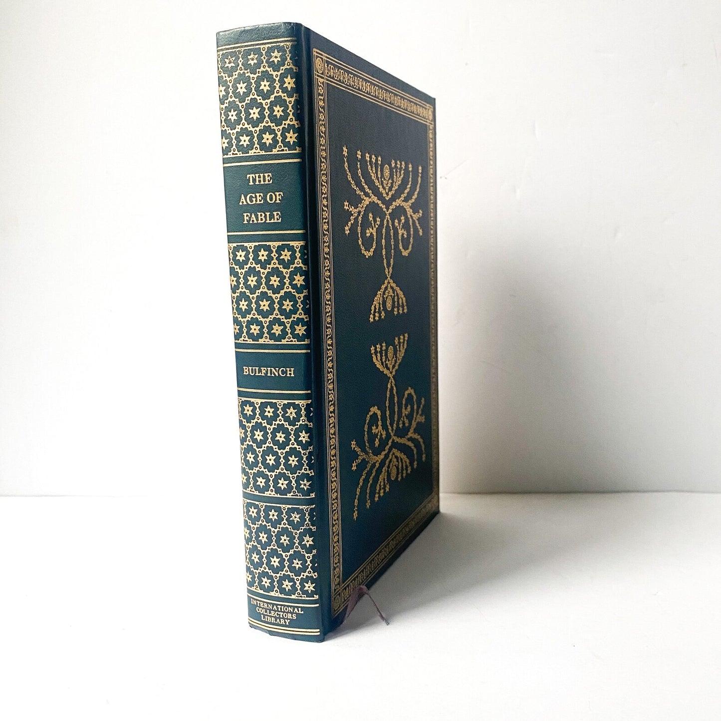 Bulfinch’s Mythology, The Age of Fable, Vintage Book, International Collectors Library Edition