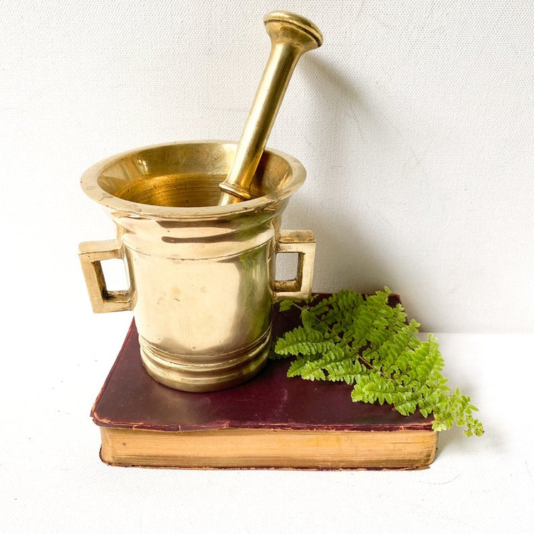 Heavy, vintage brass mortar and pestle – valerietylercollection