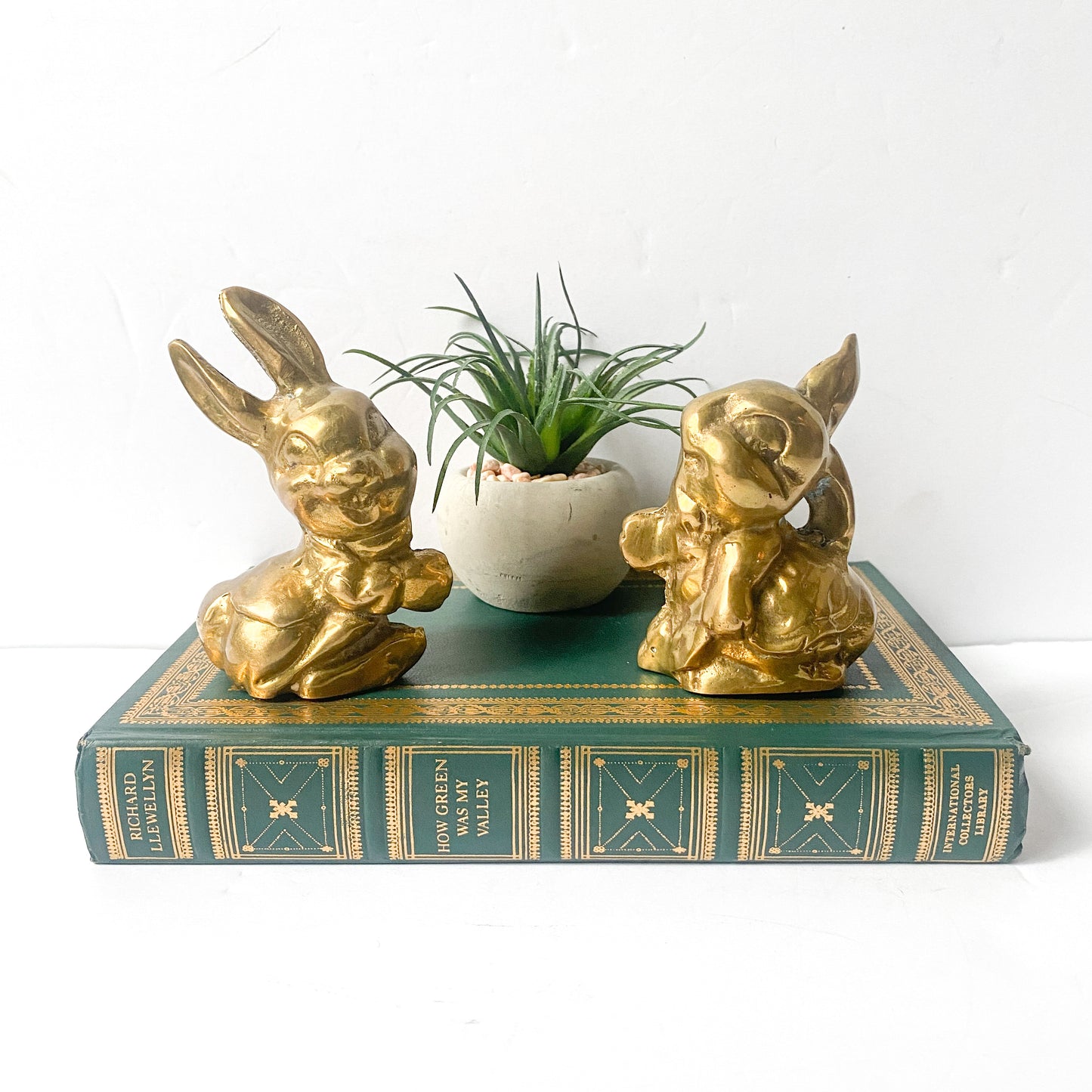 Vintage brass bunny rabbit figurines