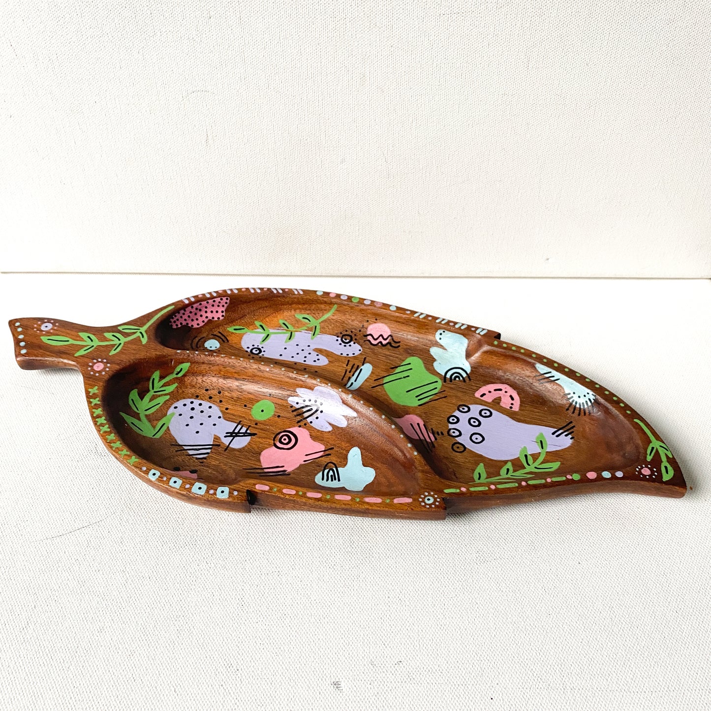 Vintage Hand Painted Monkeypod Wood Tray, Tropical style, Bohemian decor