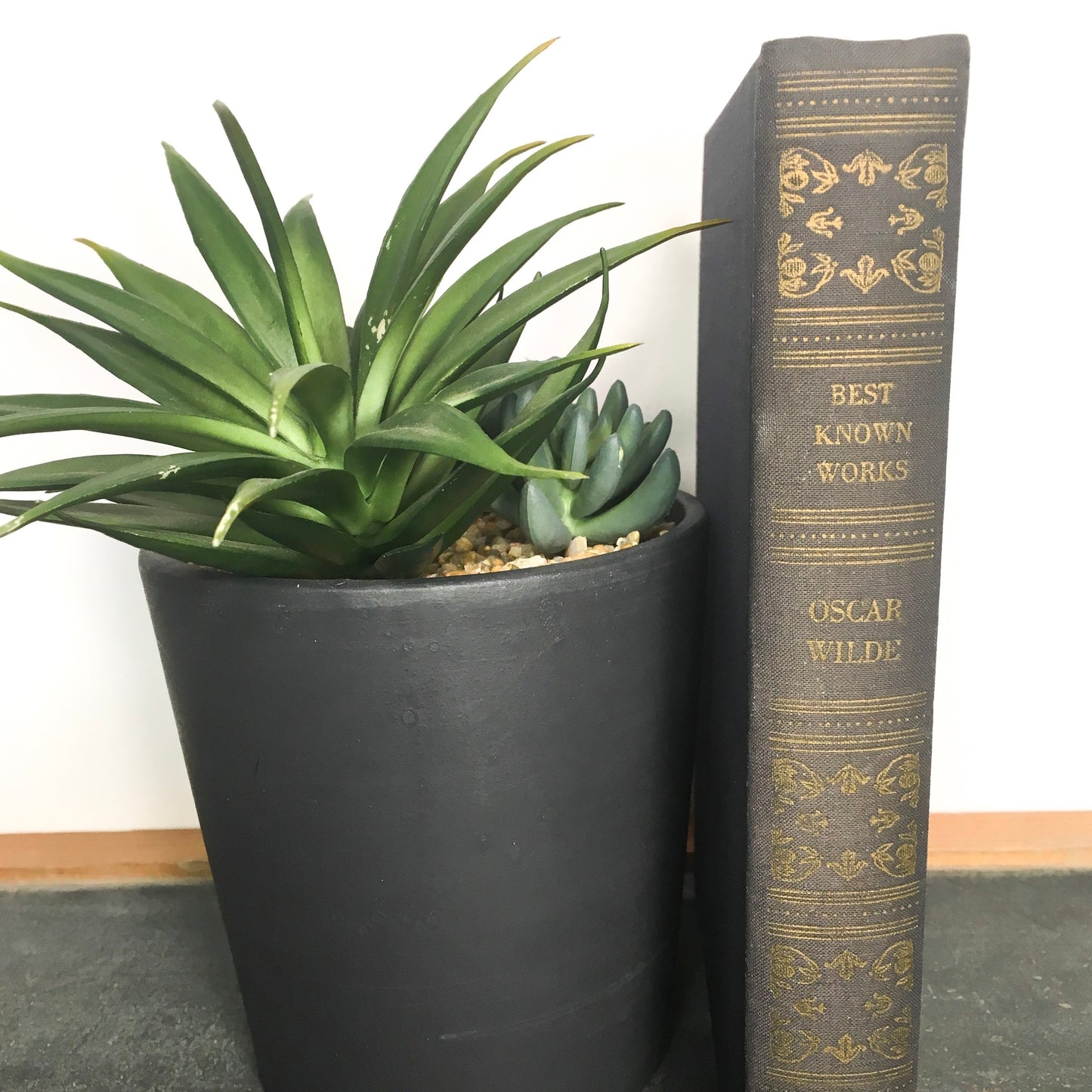 The Best Known Works of Oscar Wilde - vintage blue cloth bound edition